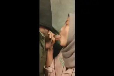 Bokep Indo Pasangan Lampung Asyik Main Liar